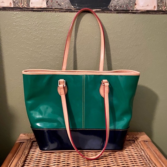 Shoulder Tote - Picture 3 of 7